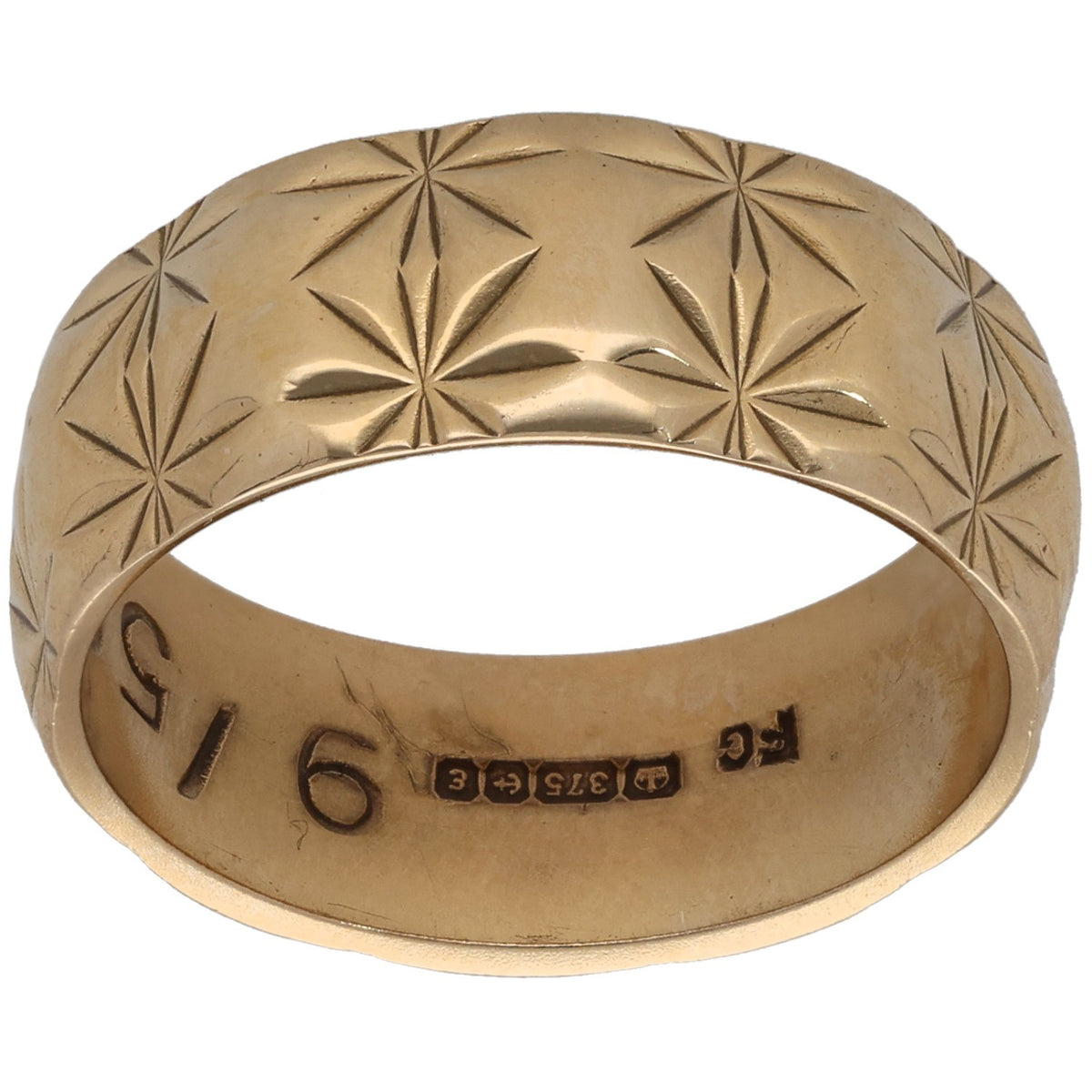 9ct gold patterned wedding ring with starburst engraving, size O