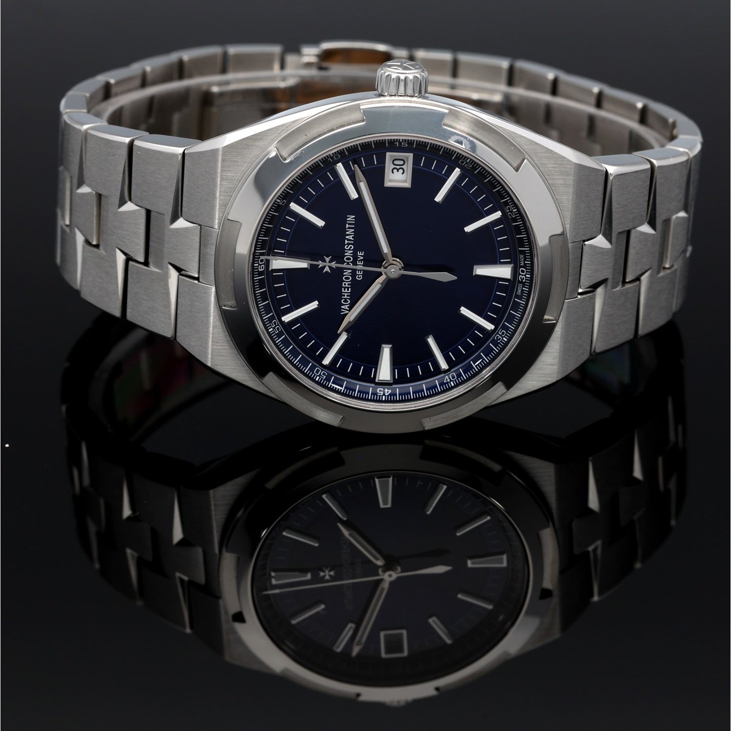 Vacheron Constantin Overseas 4500V/110A-B128 41mm Stainless Steel Watch