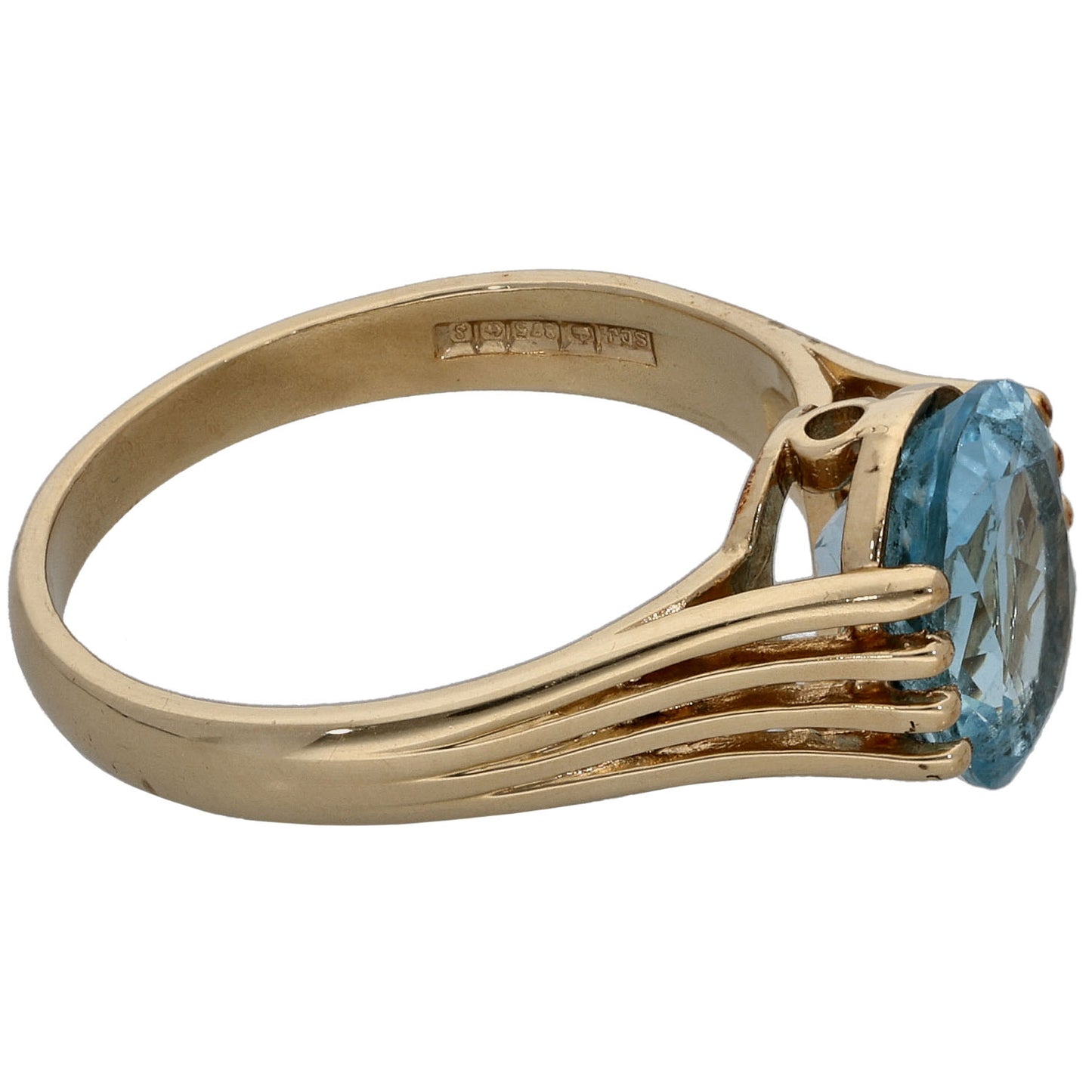 9ct Gold Topaz Single Stone Ring Size P