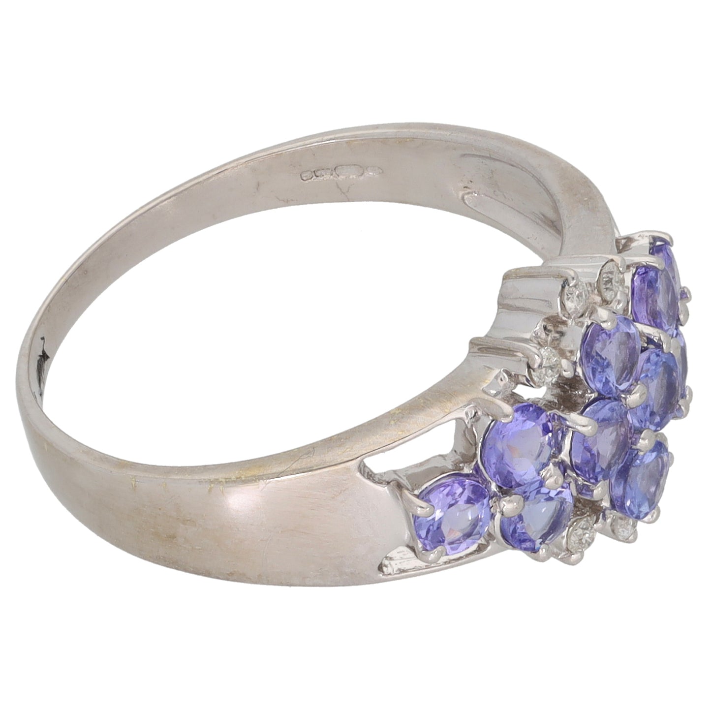 14ct White Gold Tanzanite & 0.08ct Diamond Dress/Cocktail Ring Size S