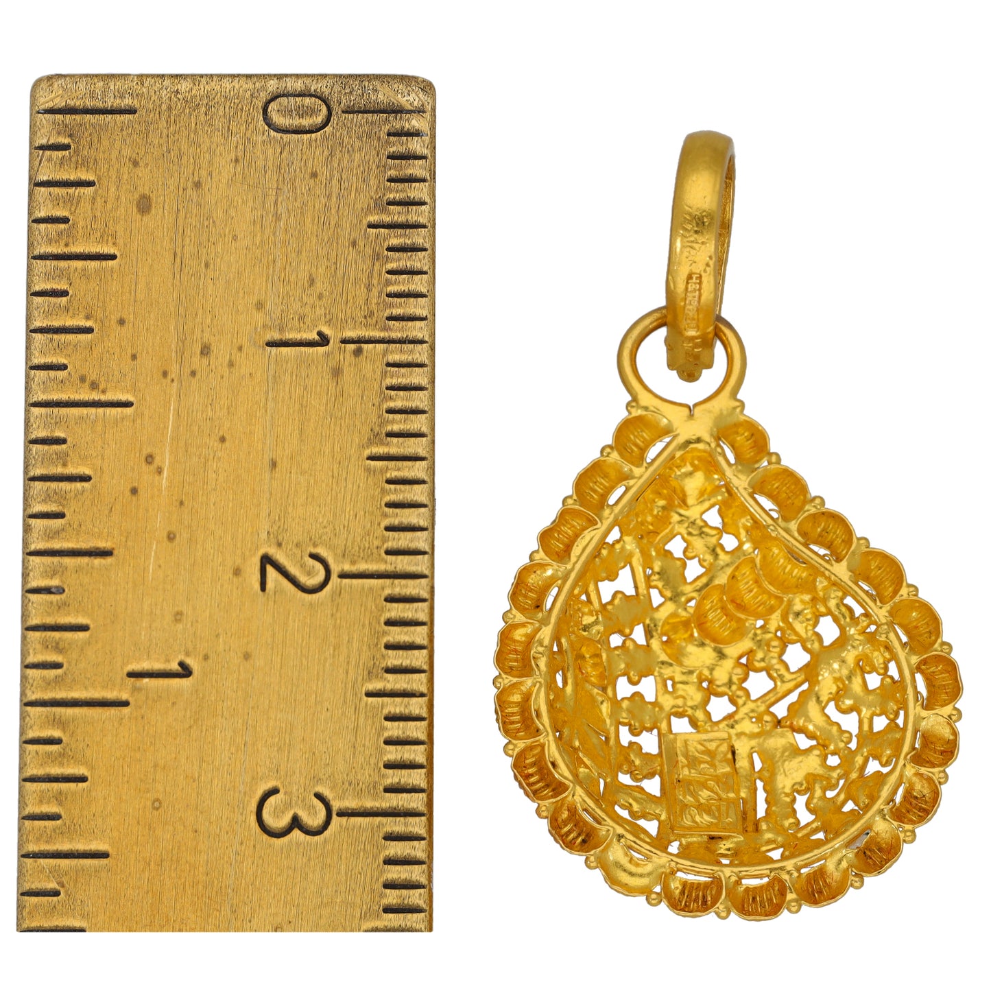 22ct Gold Alternative Pendant