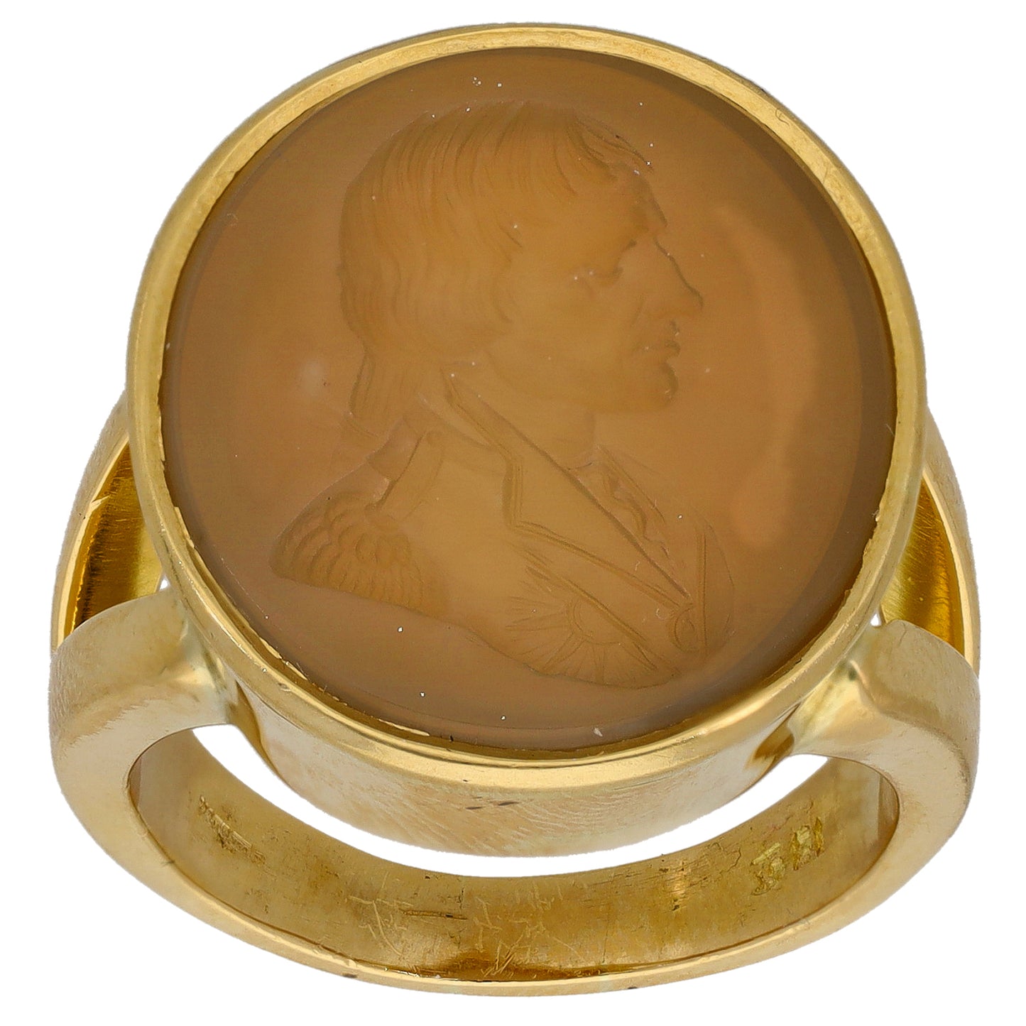 18ct Gold Agate Emblem Ring Size T