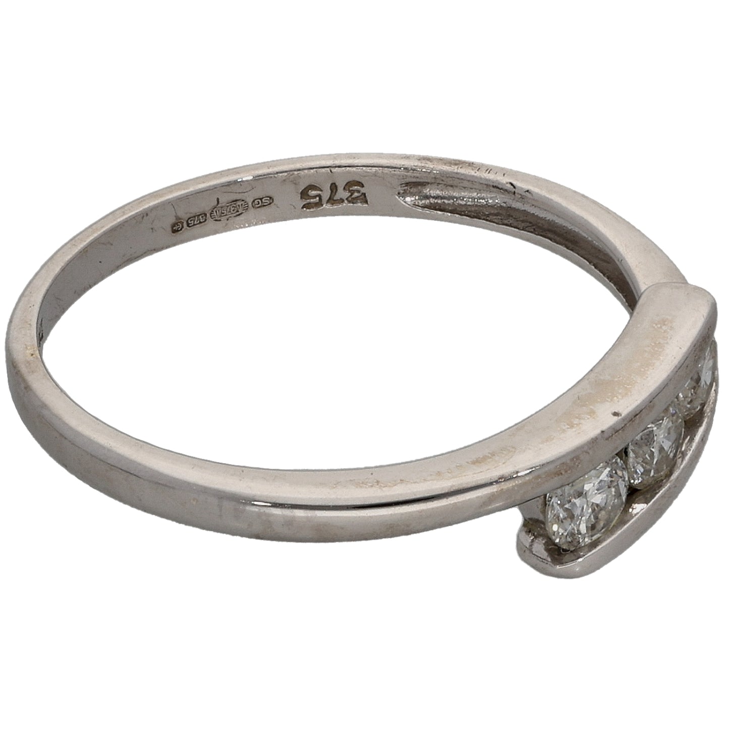 9ct White Gold 0.25ct Diamond Trilogy Stone Ring Size L