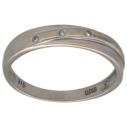 9ct White Gold 0.015ct Diamond Trilogy Ring Size P