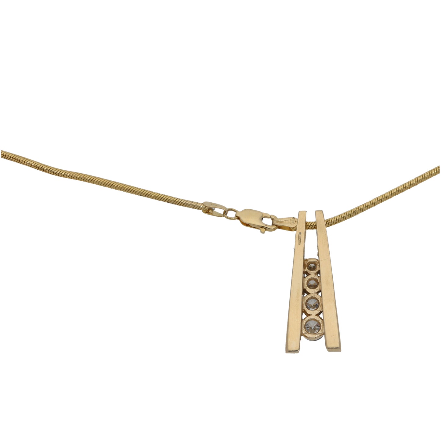 14ct Gold 1.55ct Diamond Dress/Cocktail Pendant With Chain