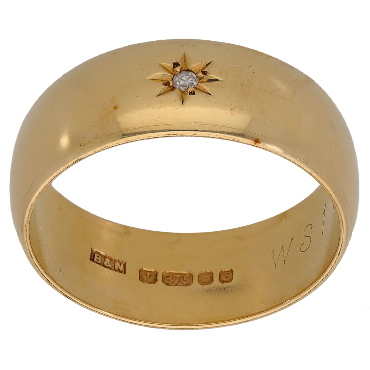 9ct yellow gold wedding band with round diamond top setting