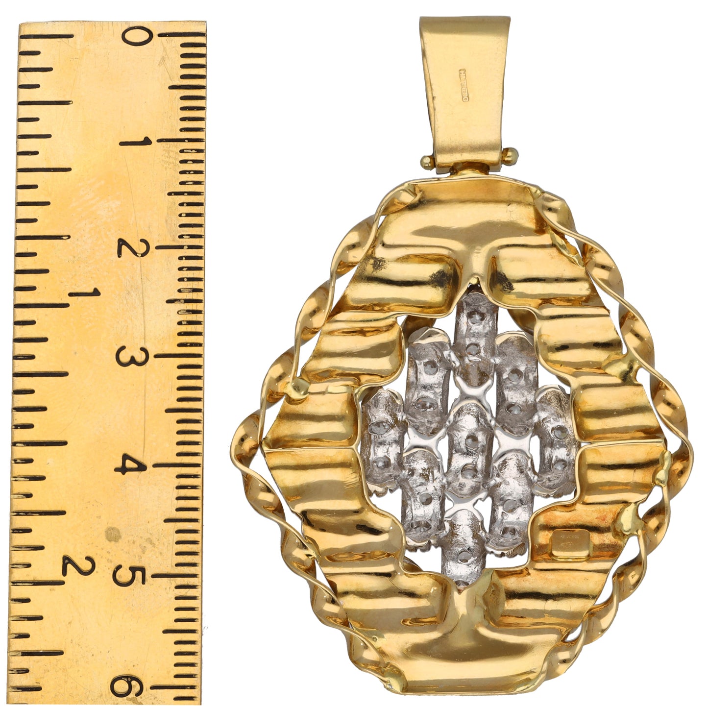 18ct Gold Cubic Zirconia Alternative Pendant
