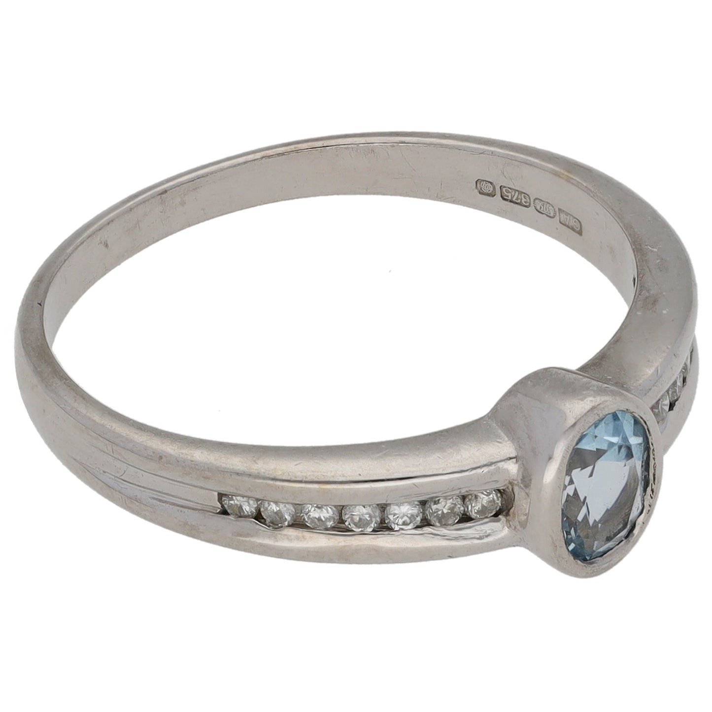 9ct White Gold 0.14ct Diamond & Topaz Dress/Cocktail Ring Size P