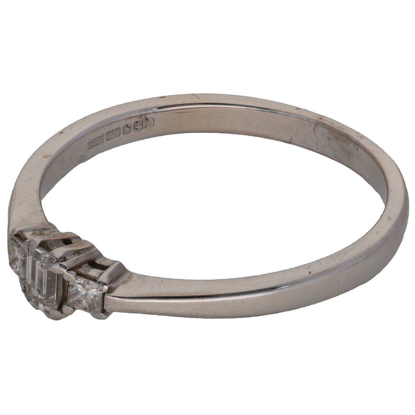 18ct White Gold 0.20ct Diamond Trilogy Ring Size P