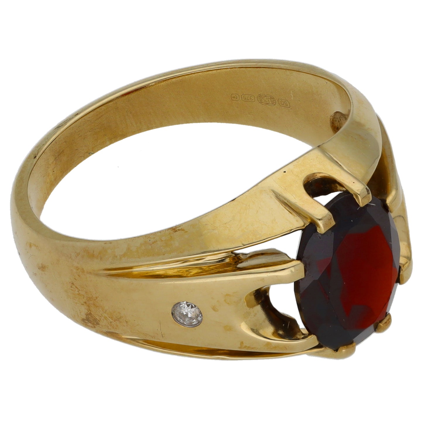 9ct Gold Garnet & 0.04ct Diamond Alternative Ring Size S