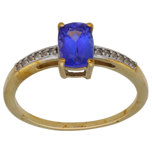 9ct Gold Tanzanite & Cubic Zirconia Single Stone Ring with Accent Stones Size N