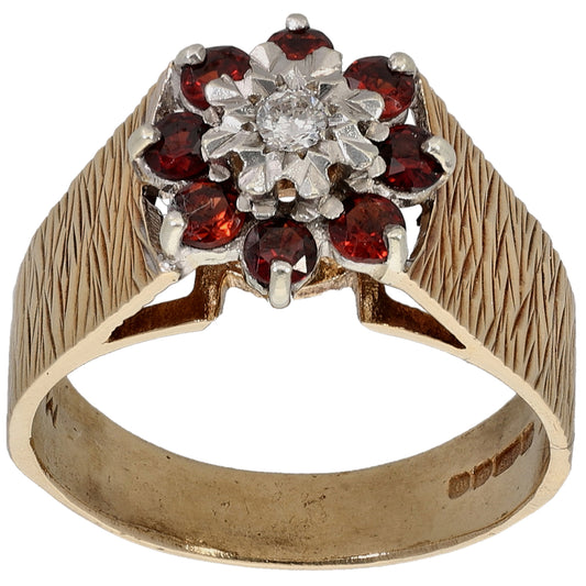 9ct Gold Garnet & 0.05ct Diamond Dress/Cocktail Ring Size O