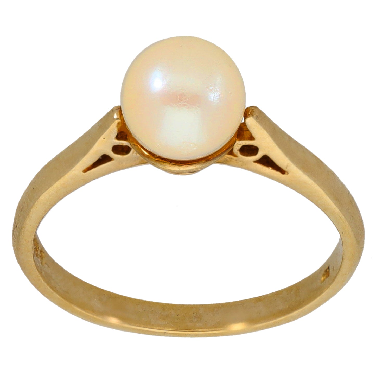 9ct gold ring with round cultured pearl center and openwork setting, front view