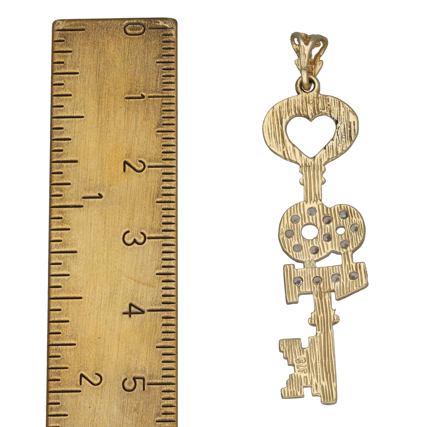 9ct Gold Cubic Zirconia 18 Key Pendant