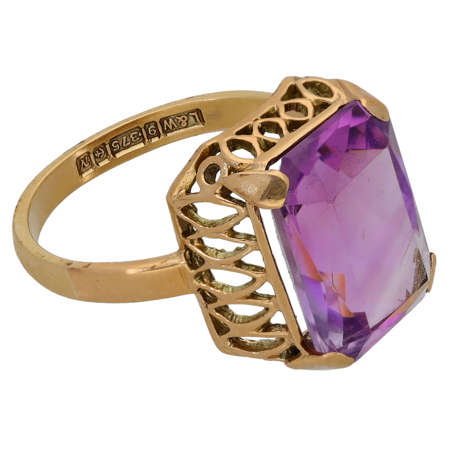 9ct Gold Amethyst Single Stone Ring Size N