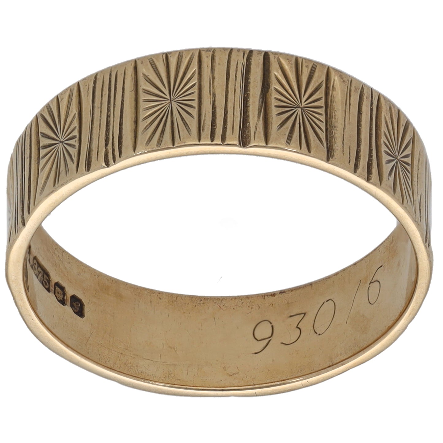 9ct Gold Patterned Wedding Ring Size Q