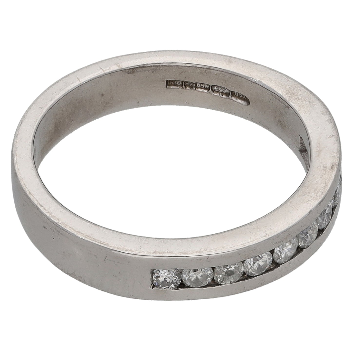 18ct White Gold 0.20ct Diamond Half Eternity Ring Size J