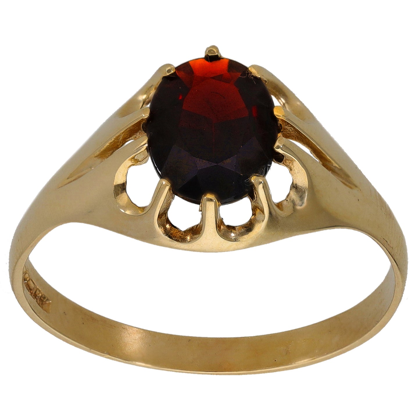 9ct Gold Garnet Single Stone Ring Size V
