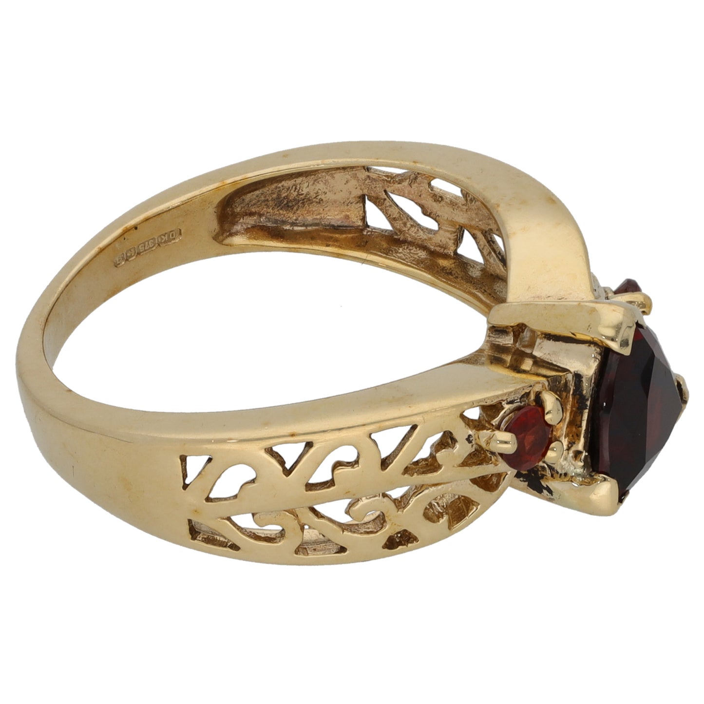 9ct Gold Garnet Dress/Cocktail Ring Size N