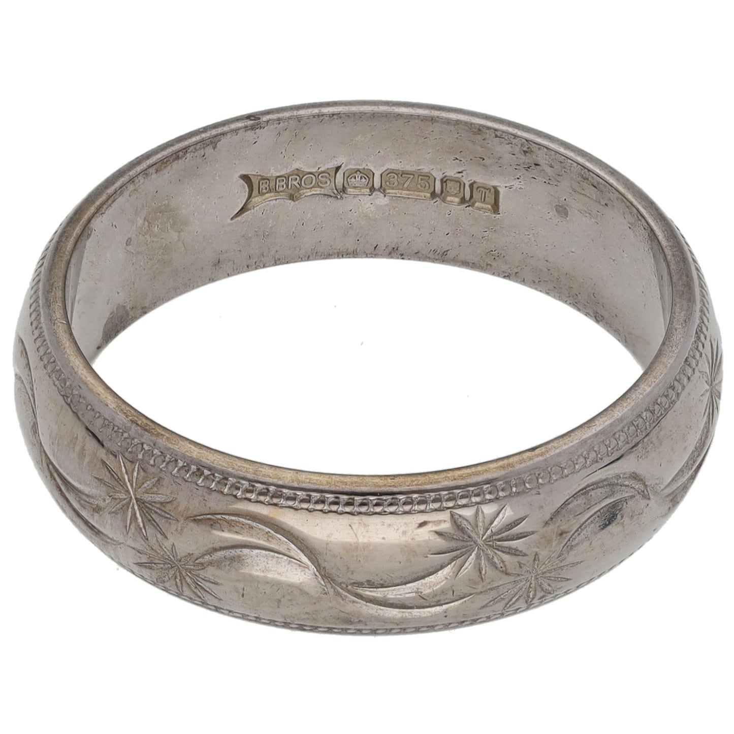9ct White Gold Patterned Wedding Ring Size P