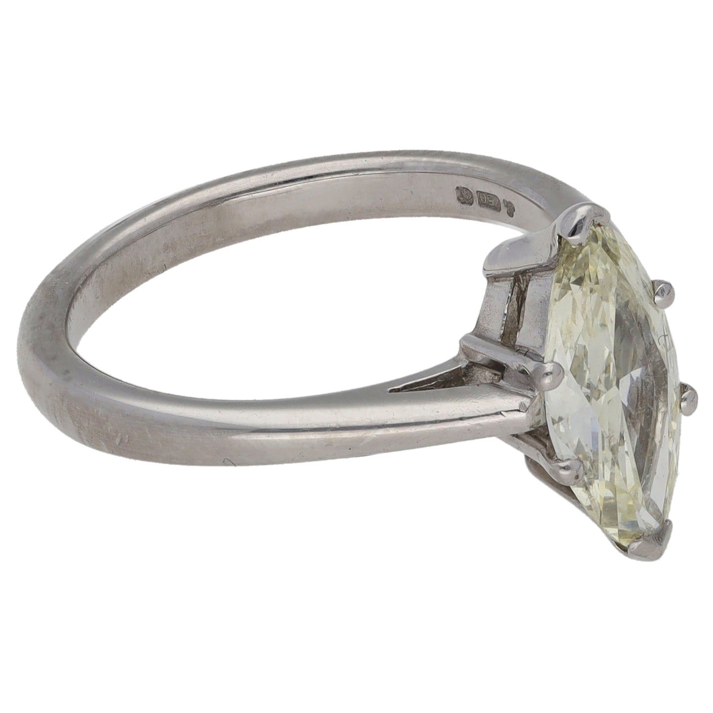 18ct White Gold 0.85ct Diamond Solitaire Ring Size K