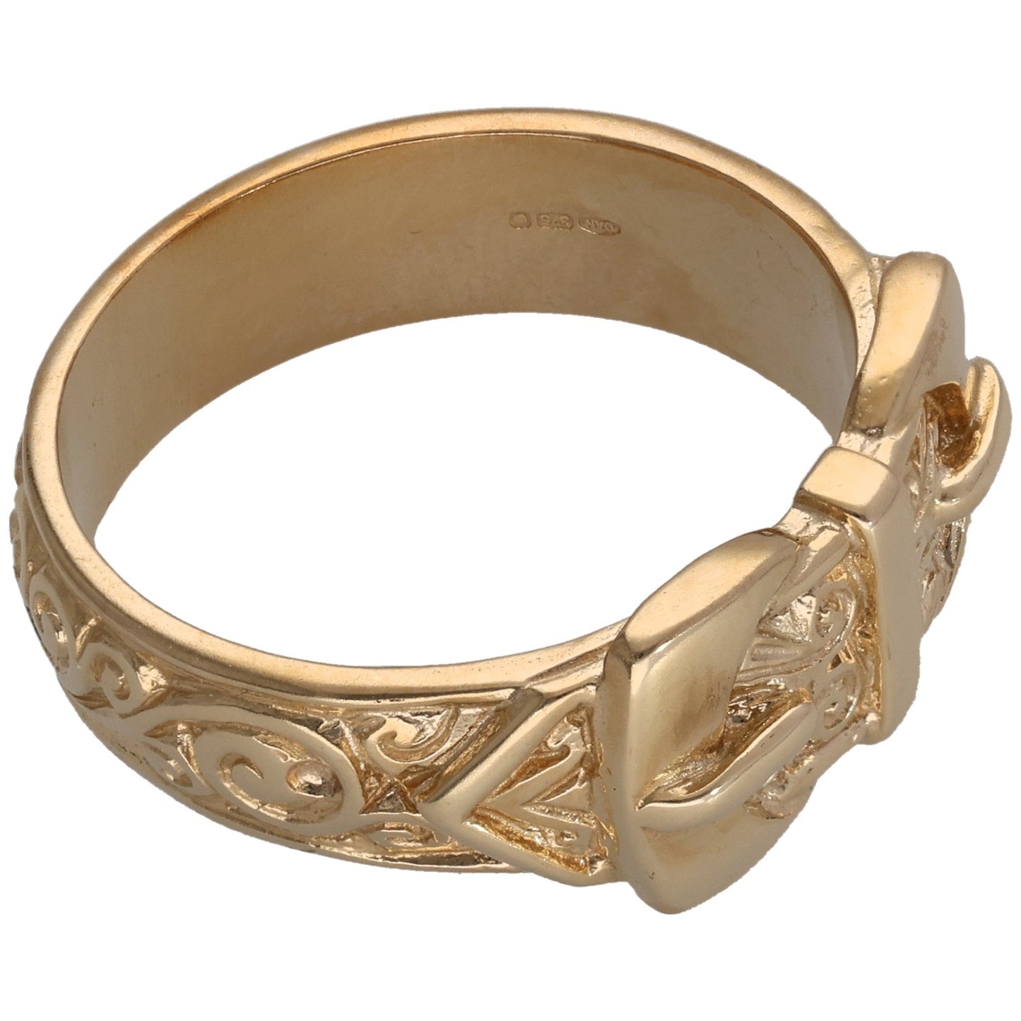 9ct gold buckle ring with engraved side panels and prong detail, size Y
