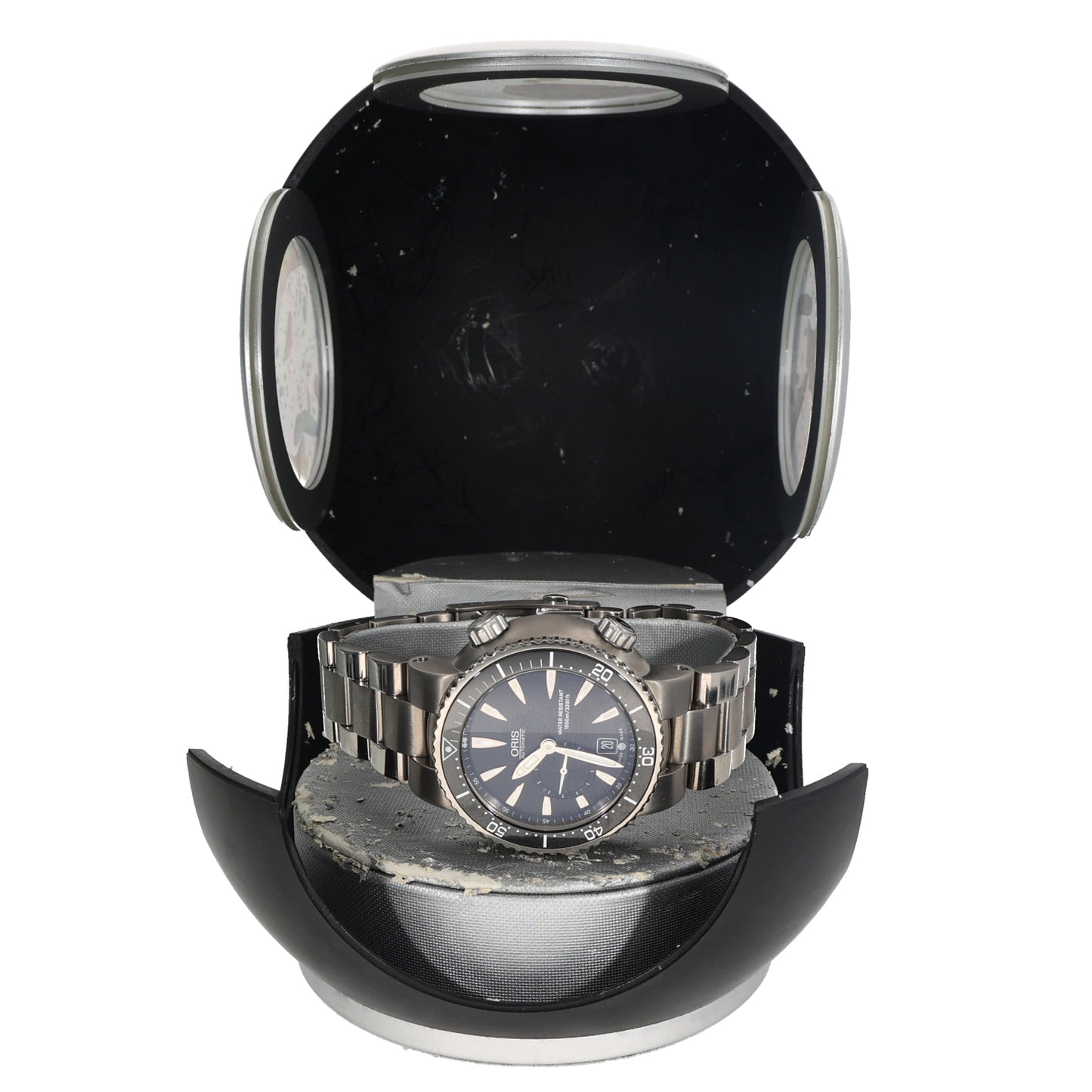 Oris Aquis 01 643 7637 44mm Titanium Watch