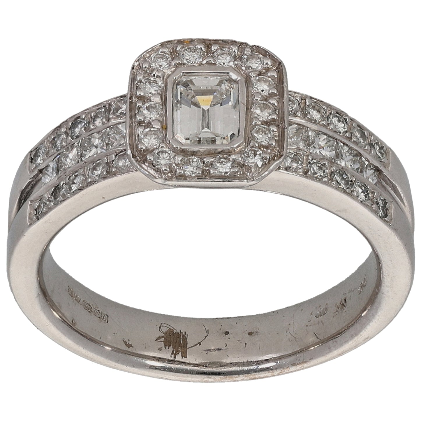 18ct White Gold 0.96ct Diamond Dress/Cocktail Ring Size P