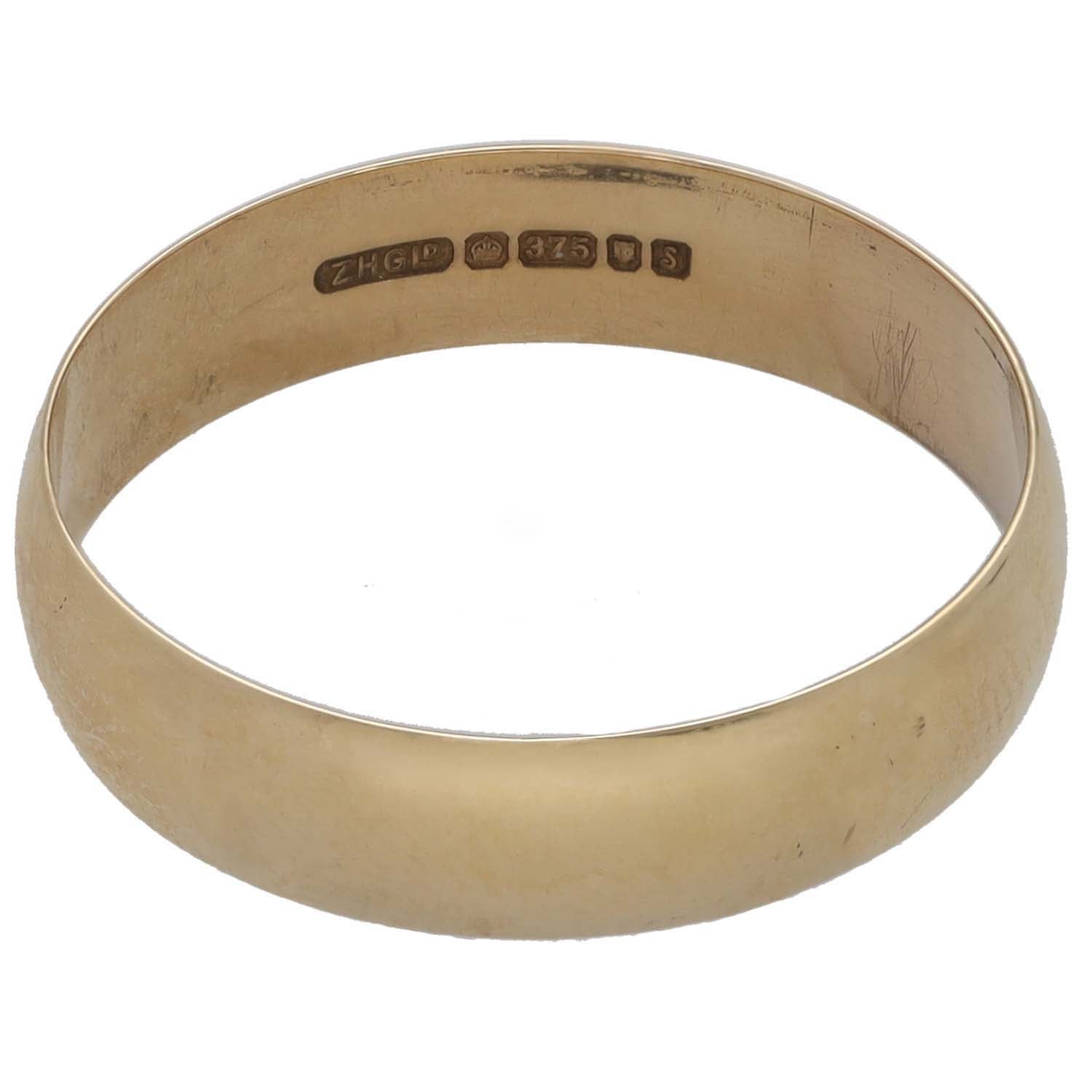 9ct gold wedding ring with engraved hallmarks inside band, size S