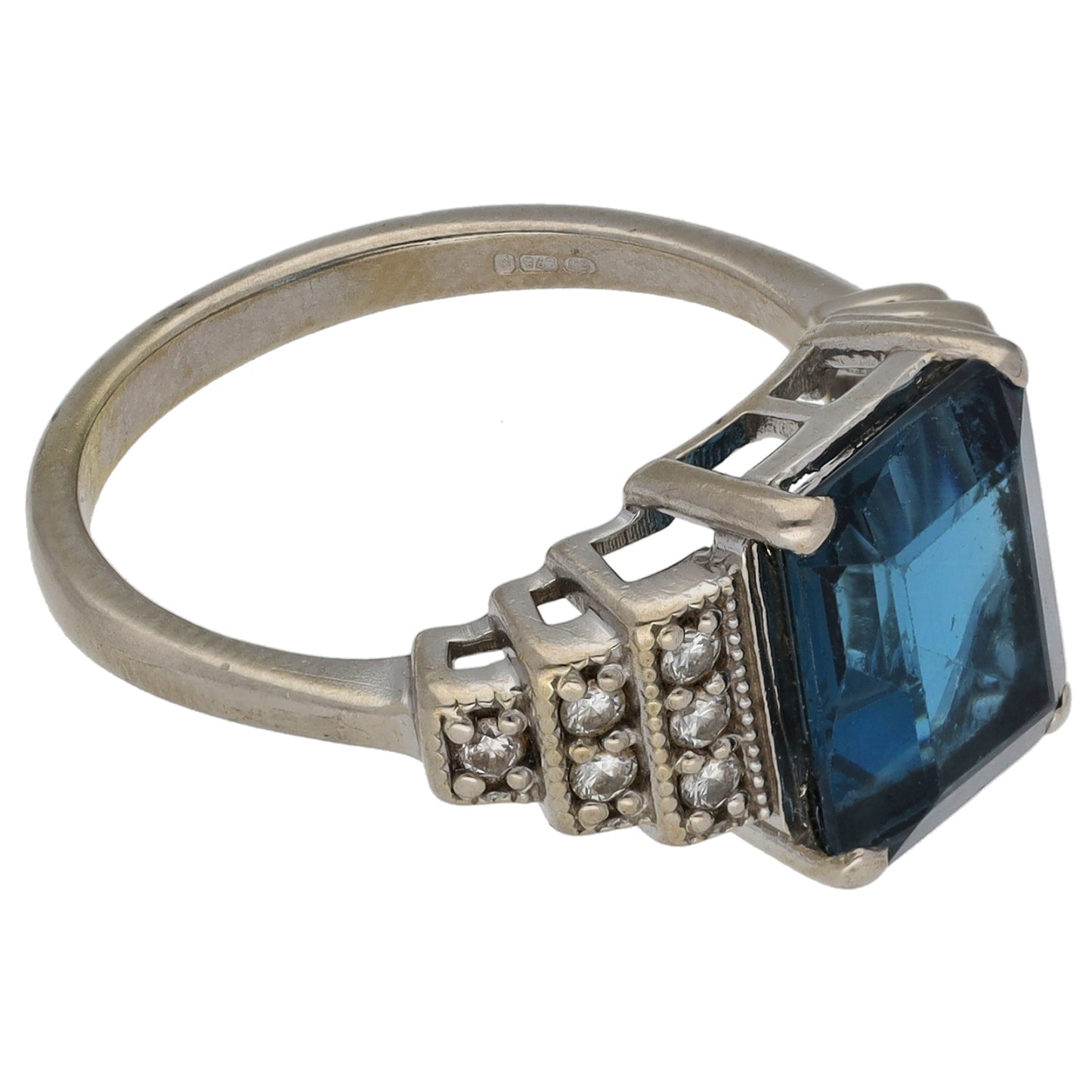 9ct White Gold Topaz & 0.12ct Diamond Dress/Cocktail Ring Size M