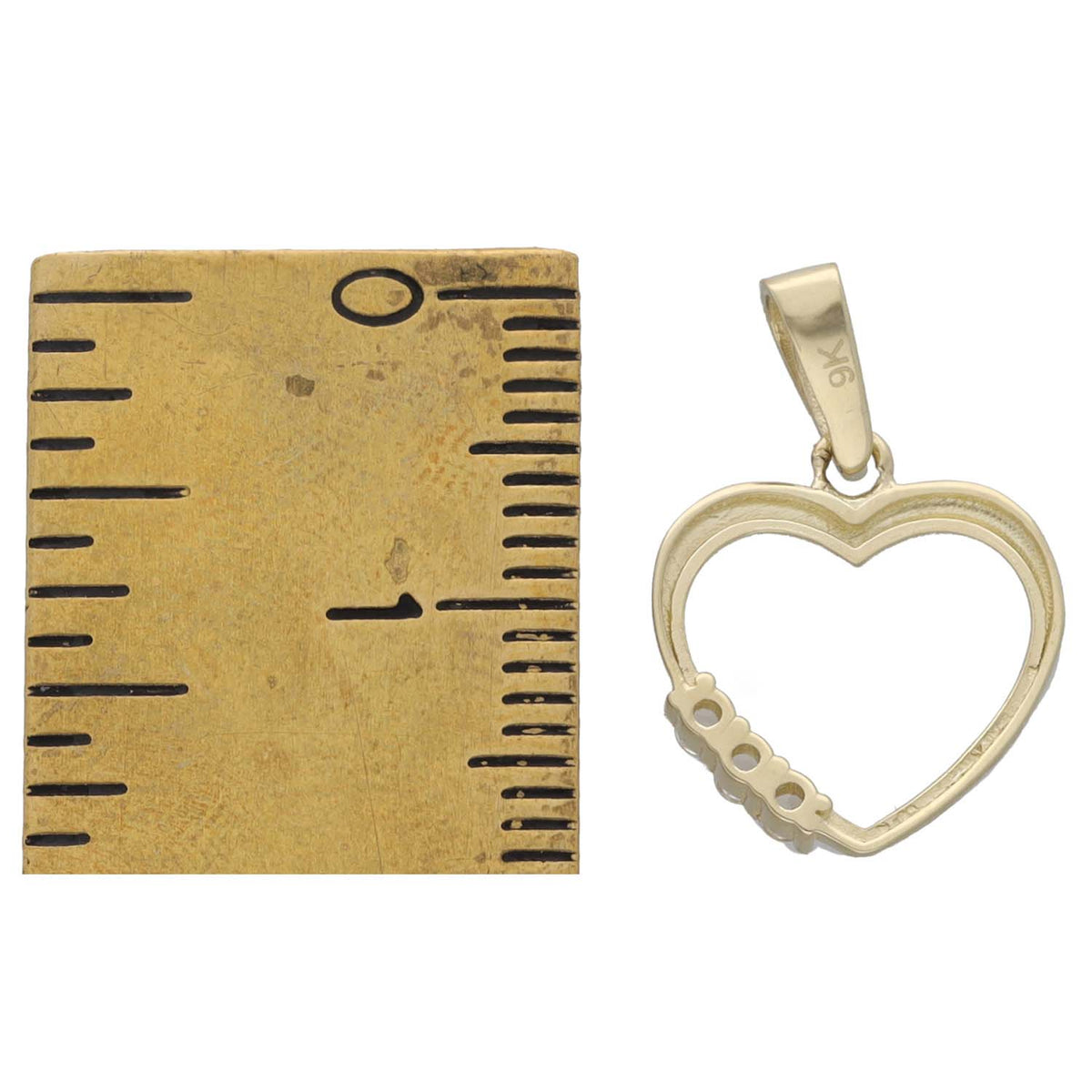 New 9ct Gold Cubic Zirconia Heart Pendant