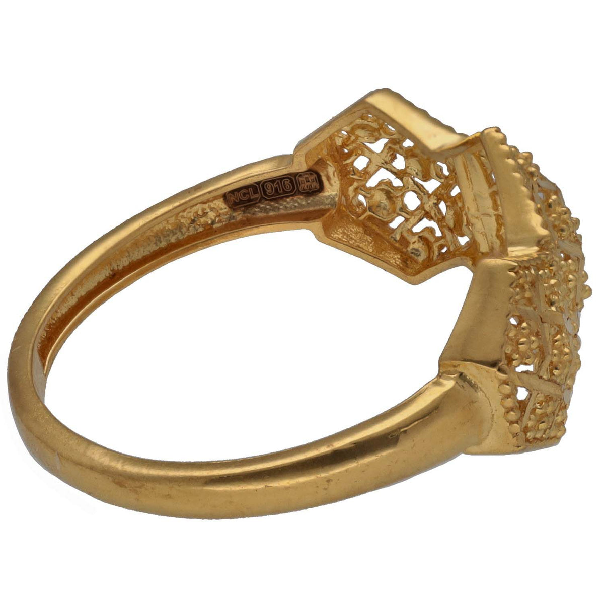 New 22ct Gold Three Hexagon Patterned Ring Size N