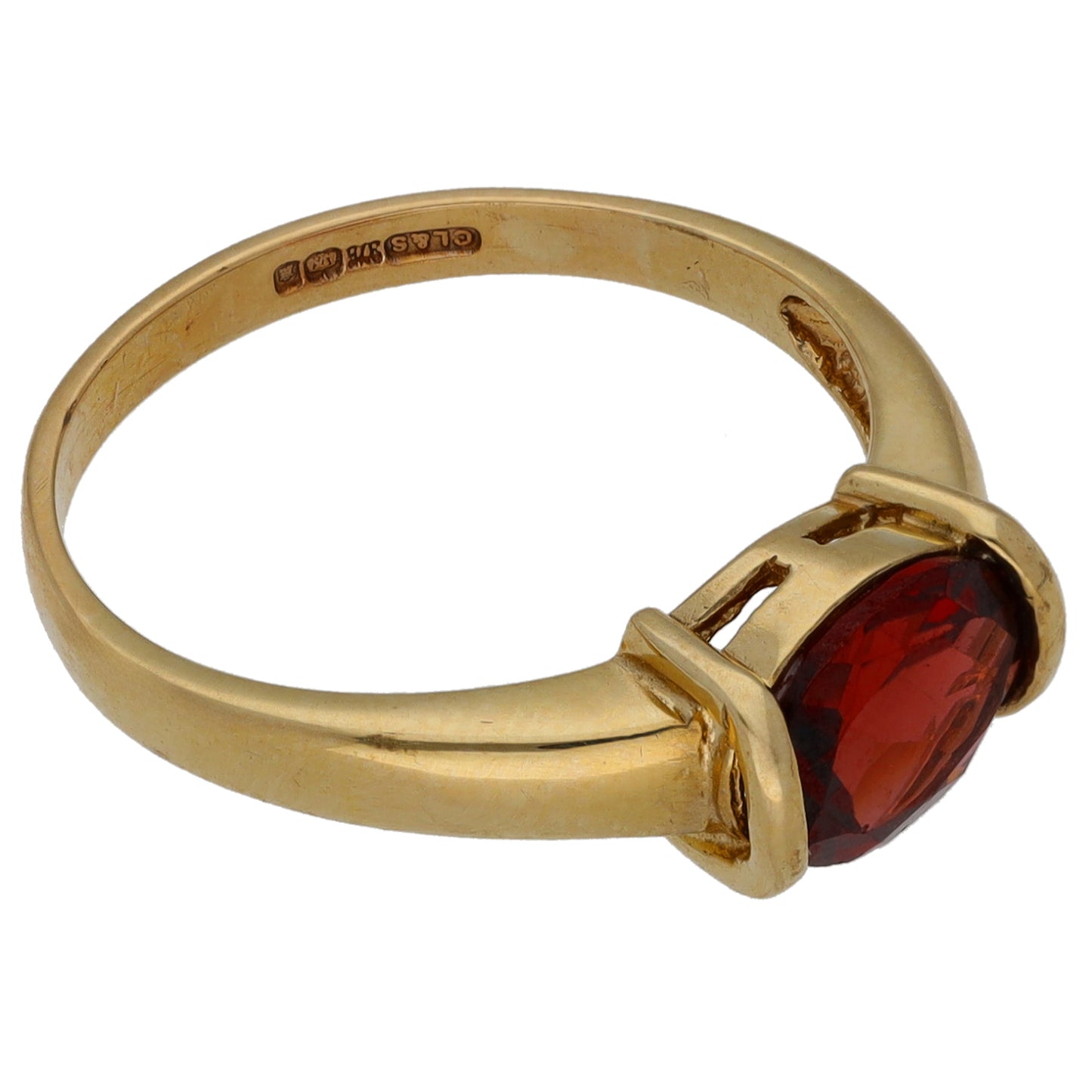 9ct Gold Garnet Single Stone Ring Size L