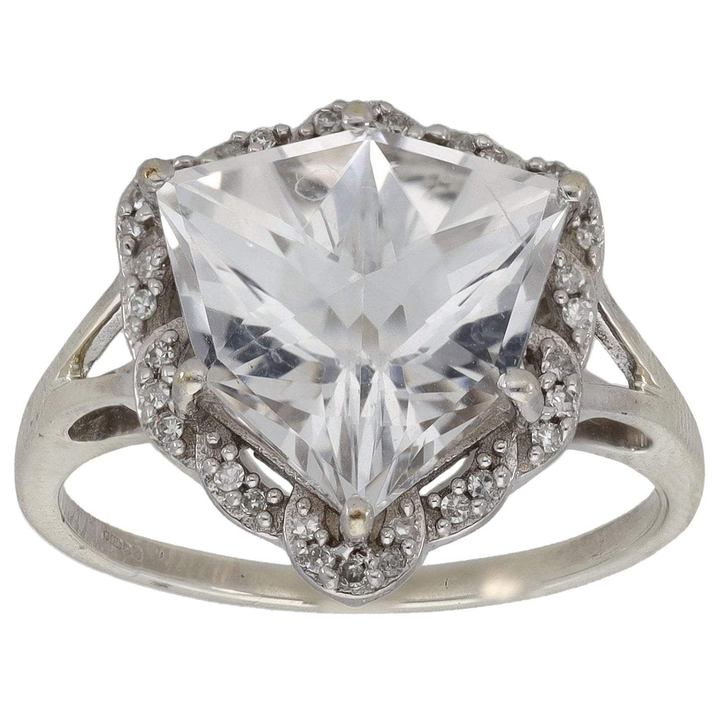 9ct White Gold Quartz & 0.165ct Diamond Dress/Cocktail Ring Size P