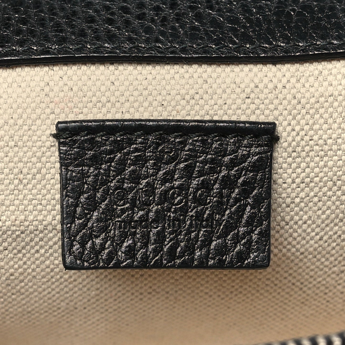 Gucci Dionysus Pebbled Calfskin Leather Bag - Black