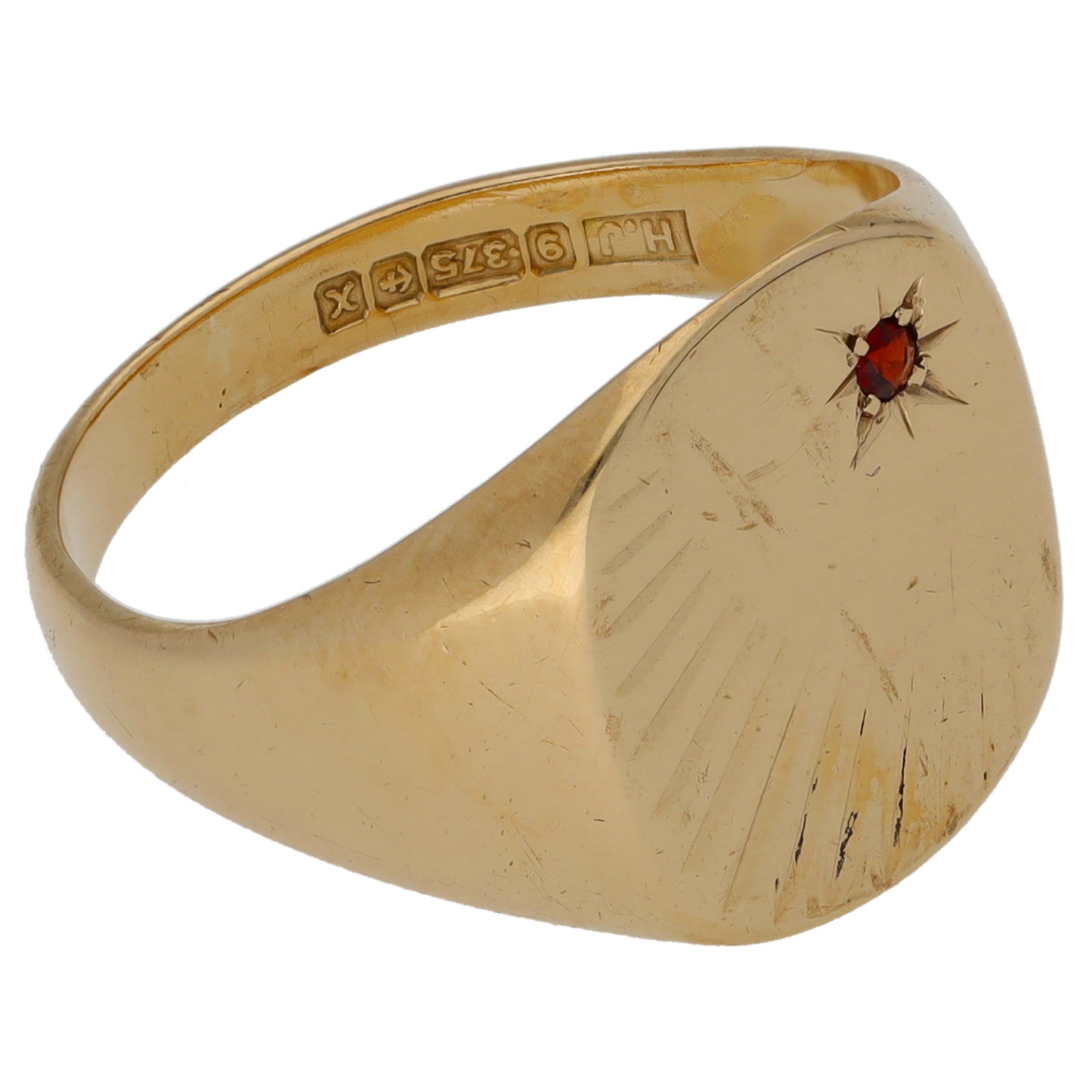 9ct Gold Garnet Patterned Single Stone Signet Ring Size P
