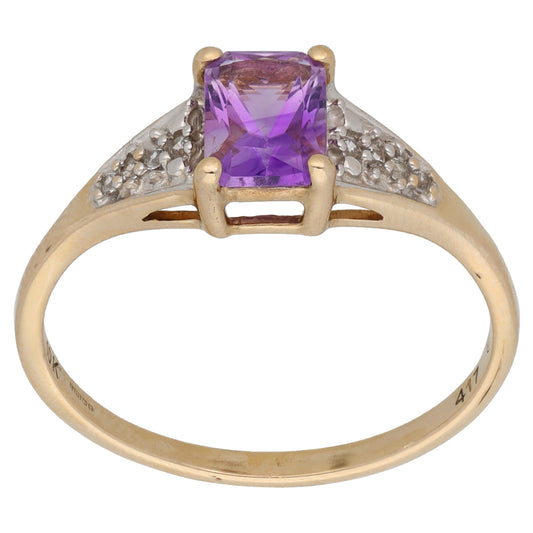 9ct Gold Amethyst & Cubic Zirconia Single Stone Ring with Accent Stones Size R