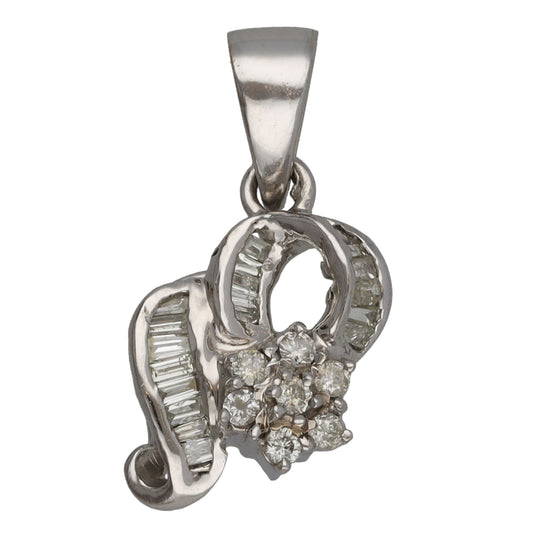 9ct White Gold 0.27ct Diamond Dress/Cocktail Pendant