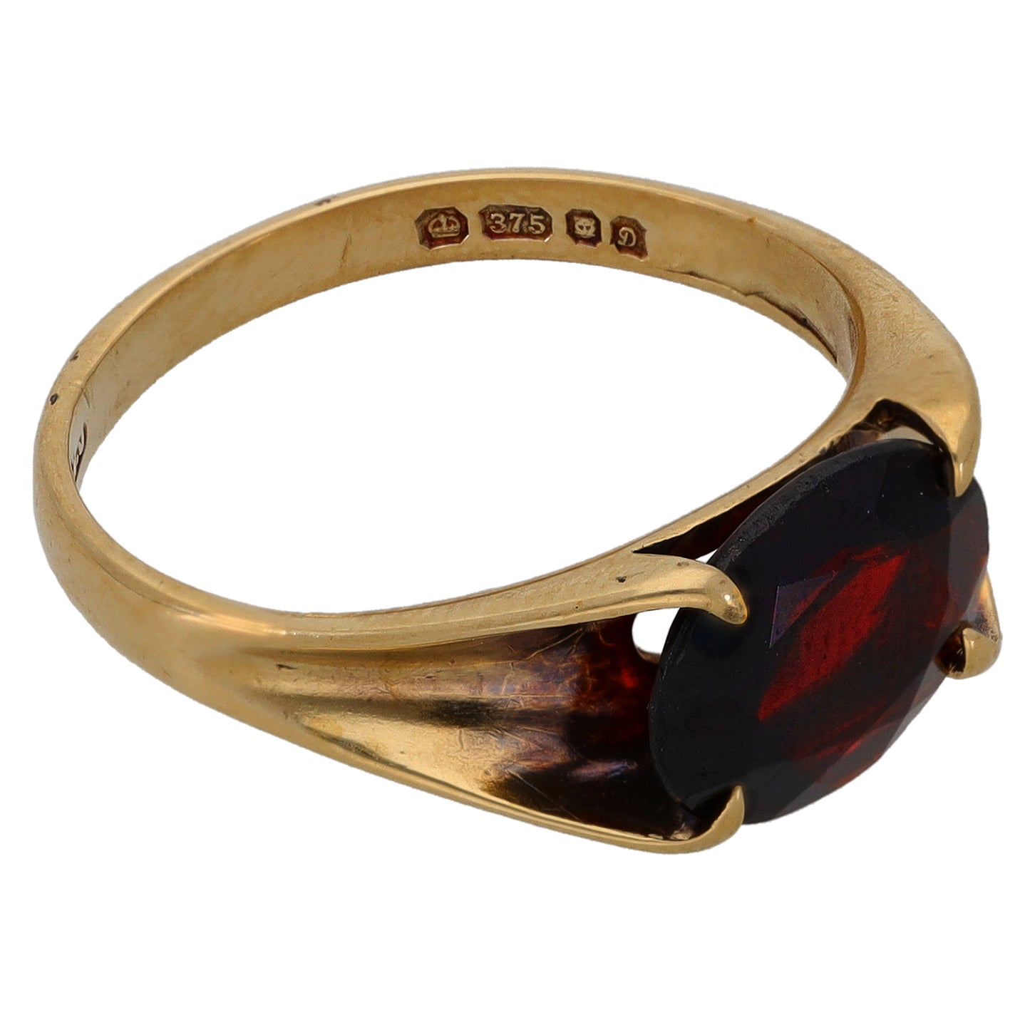 9ct Gold Garnet Single Stone Ring Size M