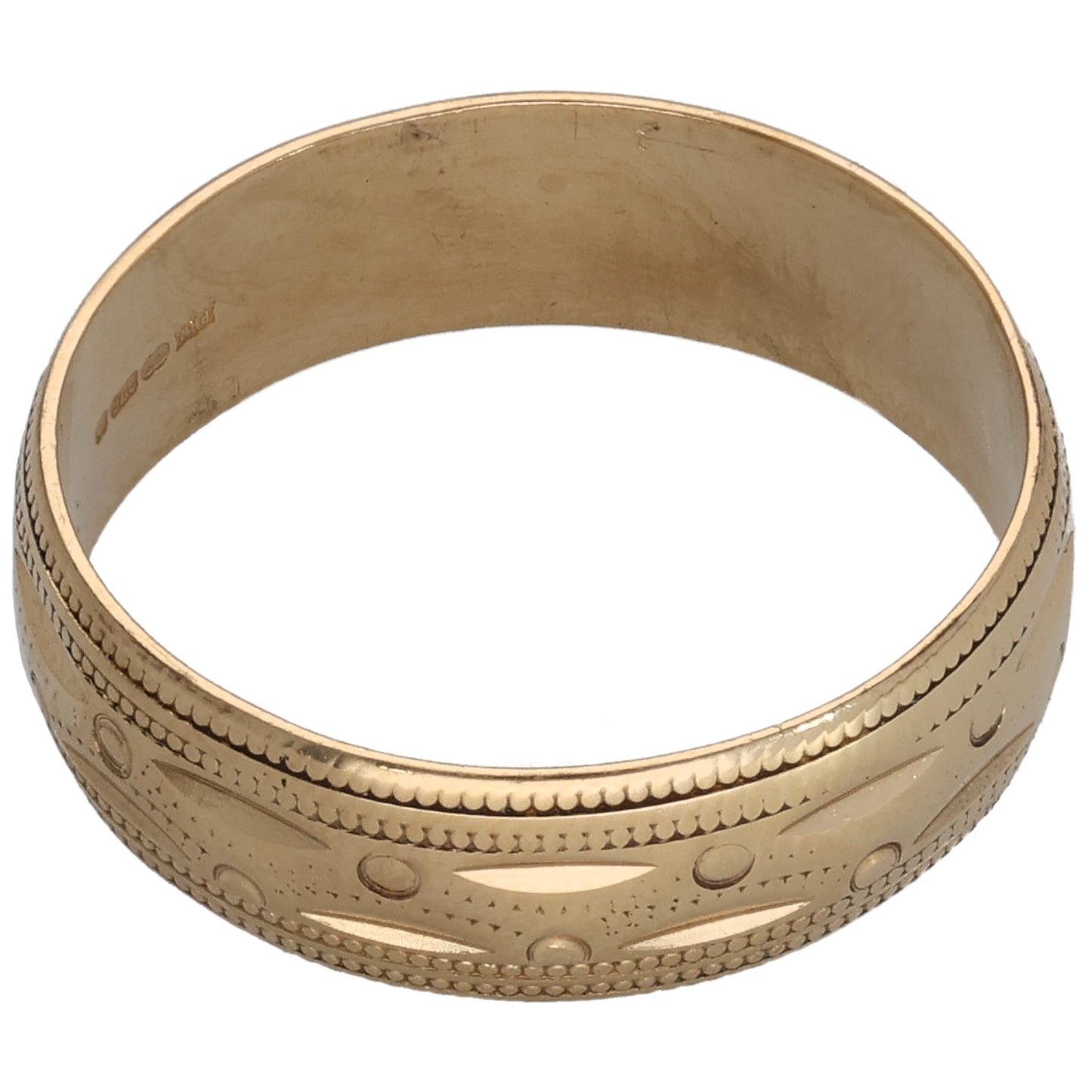 9ct gold patterned wedding ring with dot and texture band, size O