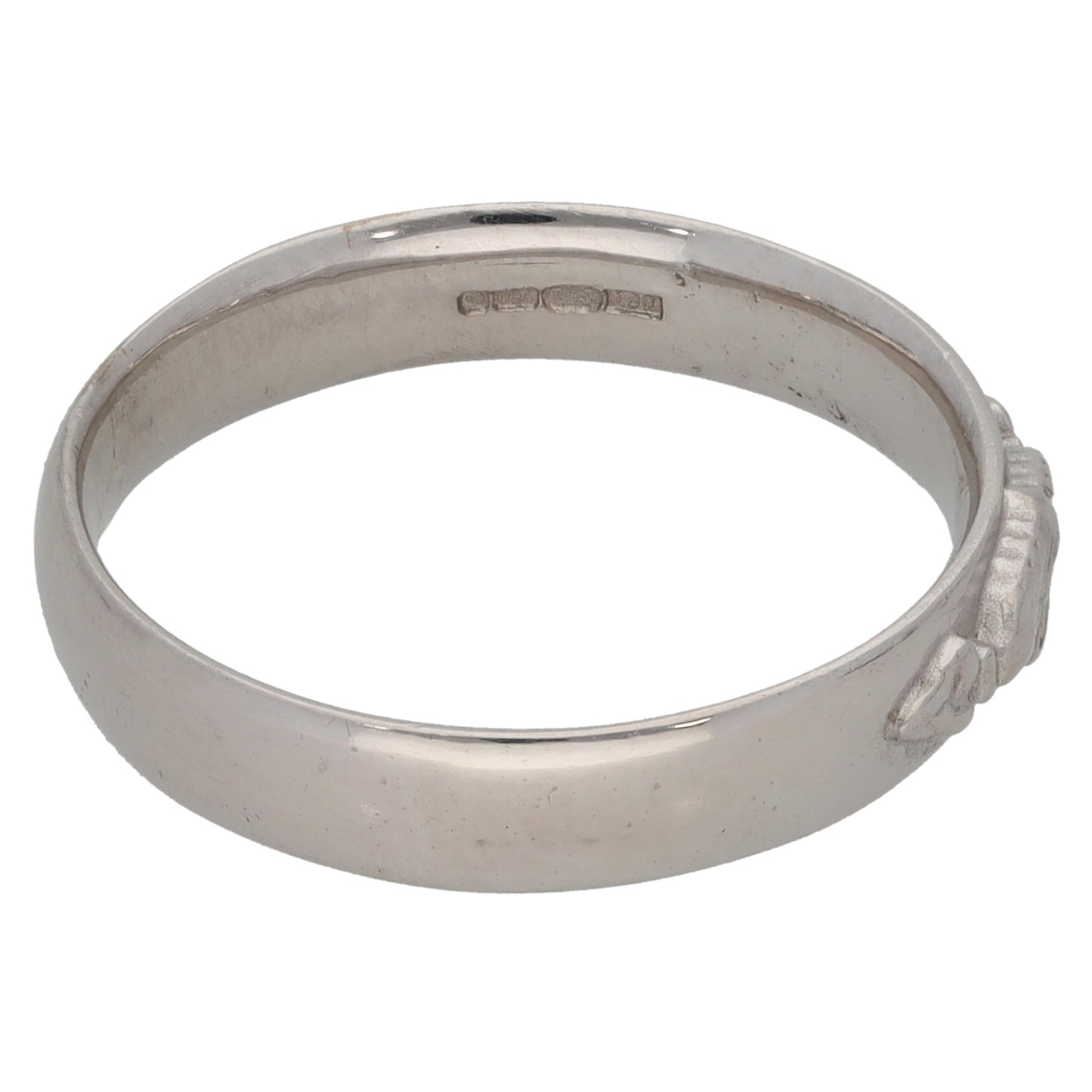 18ct White Gold Claddagh Ring Size N