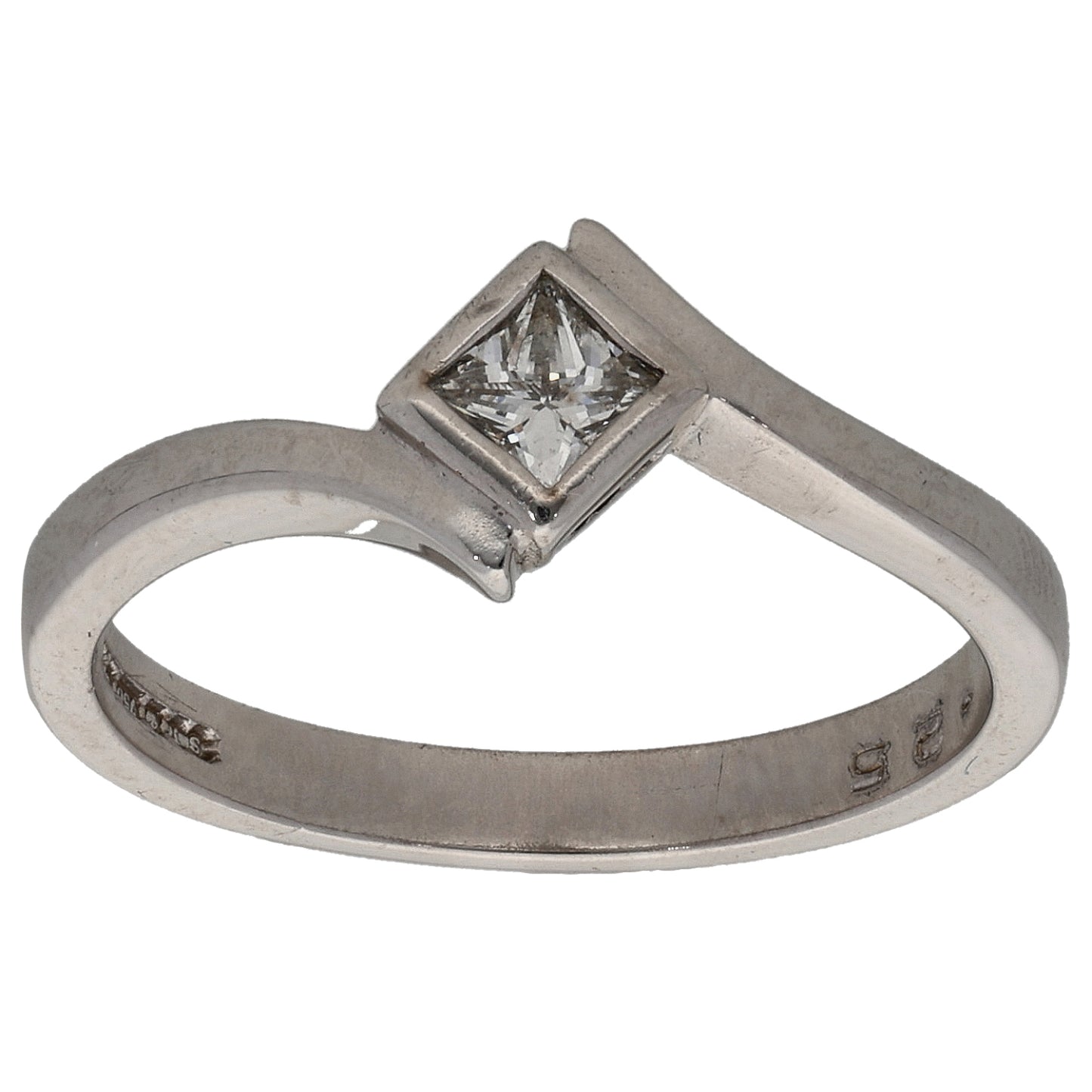 18ct White Gold 0.25ct Diamond Solitaire Ring Size M