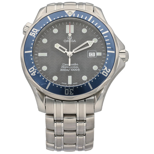 Omega Seamaster 2541.80.00 Stainless steel dive watch with blue bezel, blue dial, and 3 o'clock date window