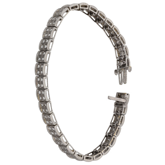 9ct White Gold 2.00ct Diamond Fancy Stone Set Bracelet