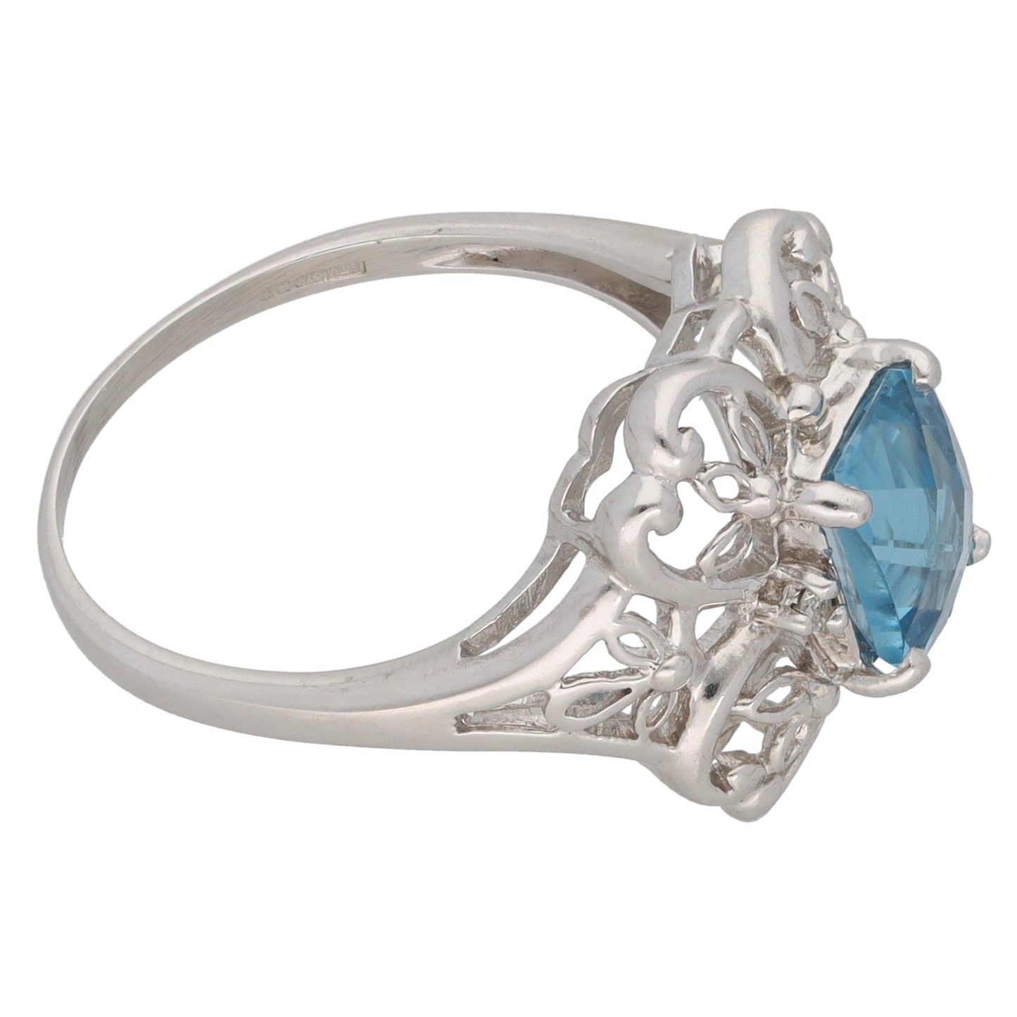 9ct White Gold Topaz Single Stone Ring Size R