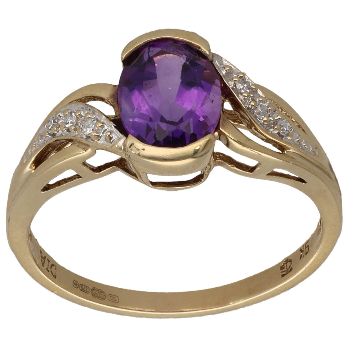 Gold amethyst cocktail ring with round purple center stone and diamond pave shoulders