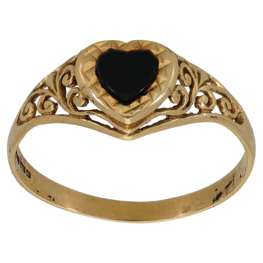 9ct gold signet ring with black onyx heart center and ornate filigree bezel