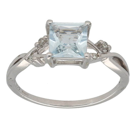 9ct White Gold Aquamarine & 0.02ct Diamond Dress/Cocktail Ring Size N