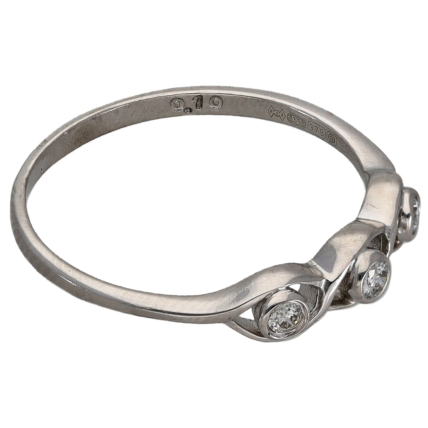 9ct White Gold 0.09ct Diamond Trilogy Ring Size O