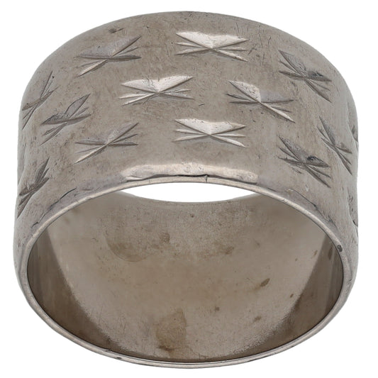 18ct White Gold Patterned Wedding Ring Size P